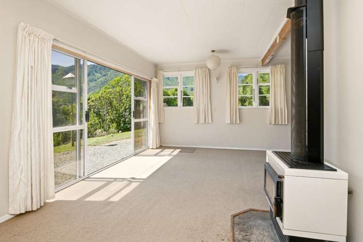 45 - 55 Marina Drive Waikawa_26