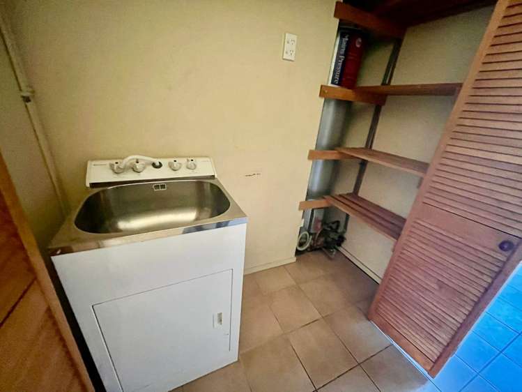 202f Massey Road Mangere East_9