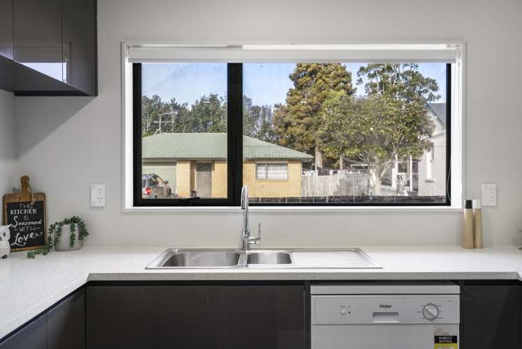 7 Neesons Way Glendene_11