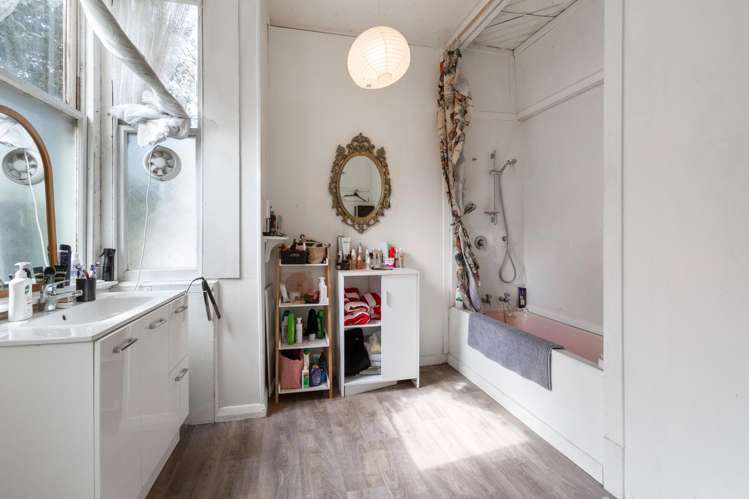 6 Macbeth Street Caversham_19