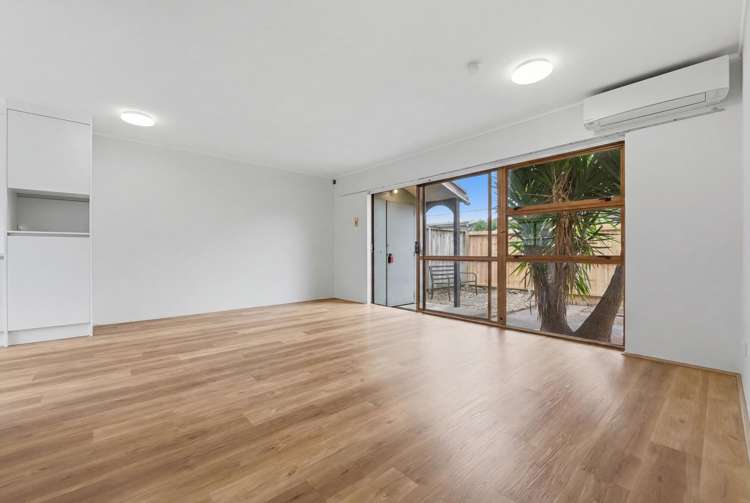 1/23 Aranui Road Mount Wellington_2