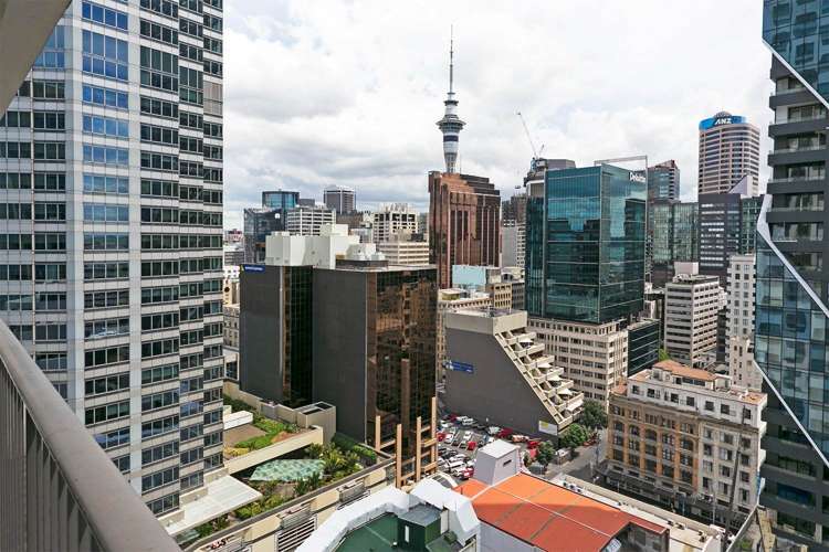 18D/16 Gore Street City Centre_16