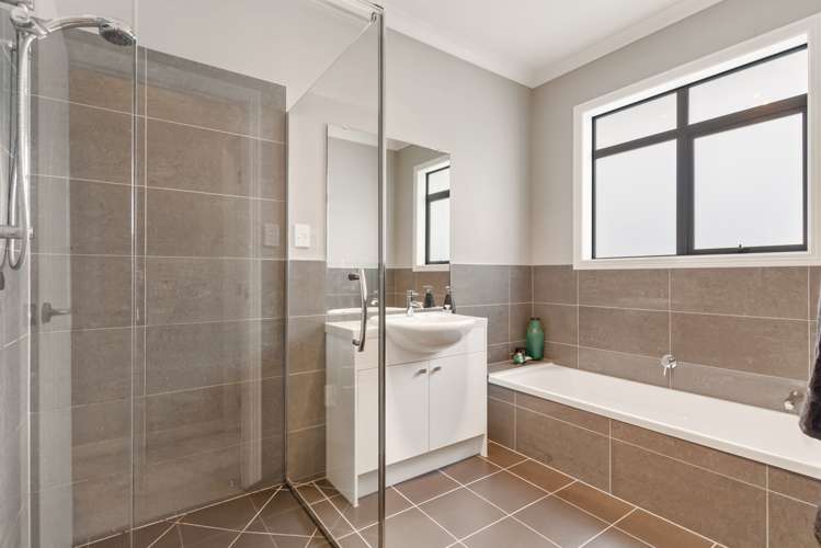 14 Trecarne Street Karaka_9