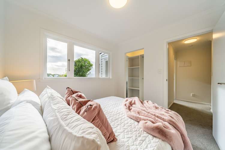 22 Miromiro Road Normandale_14