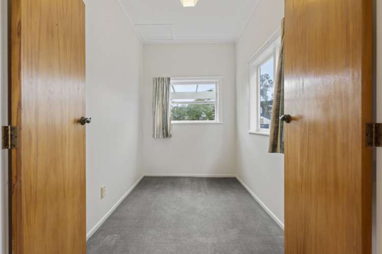 42 Smale Street Point Chevalier_9