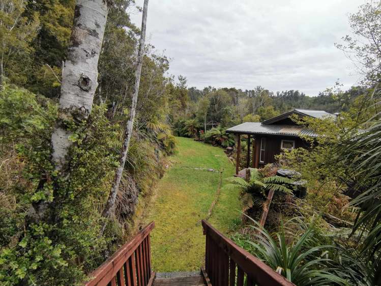 1 Cemetery Road Westland Surrounds_21