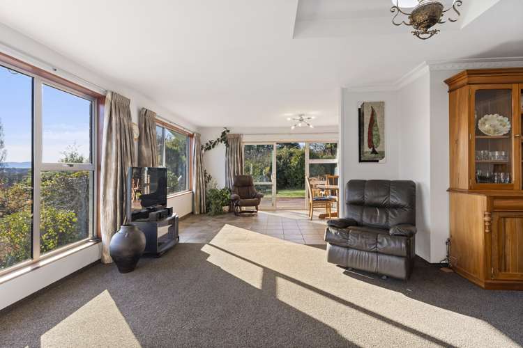 1632 Cust Road Cust_17