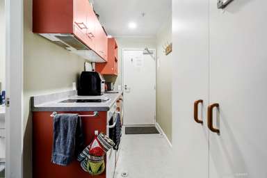 316/5 Aitken Street_3