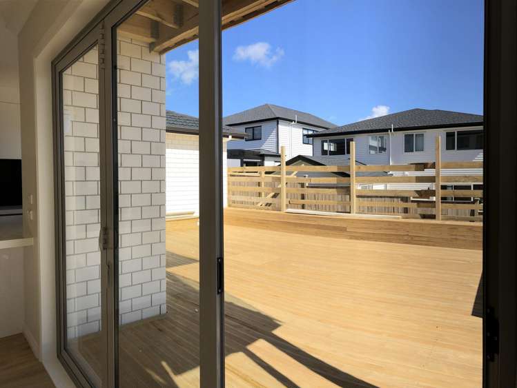 11 Aklander Rise Flat Bush_7