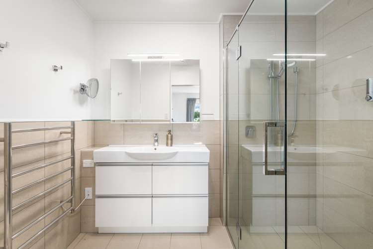 42 Elmwood Road Aongatete_12