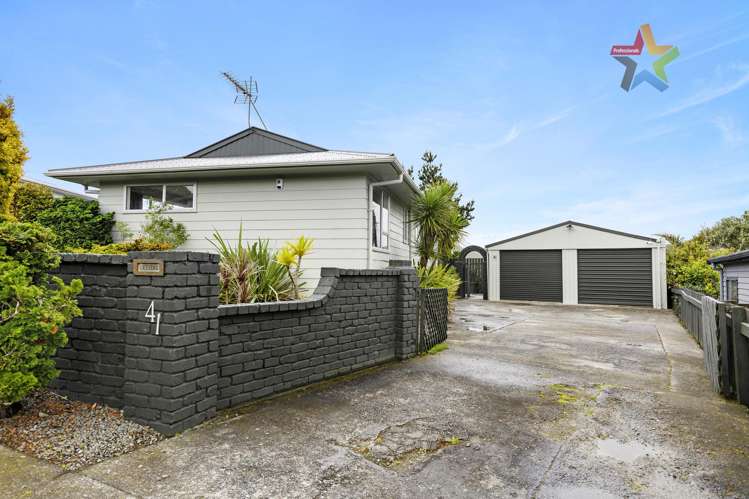 41 Outram Grove Kelson_13