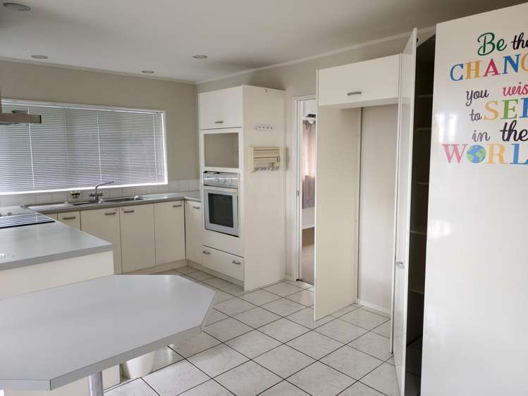 45 SIMMENTAL CRES Somerville_3