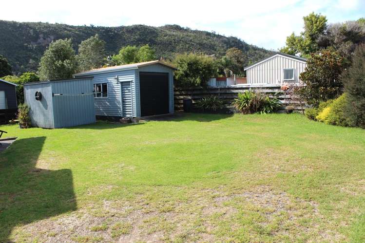 205 Kenwood Drive Matarangi_21