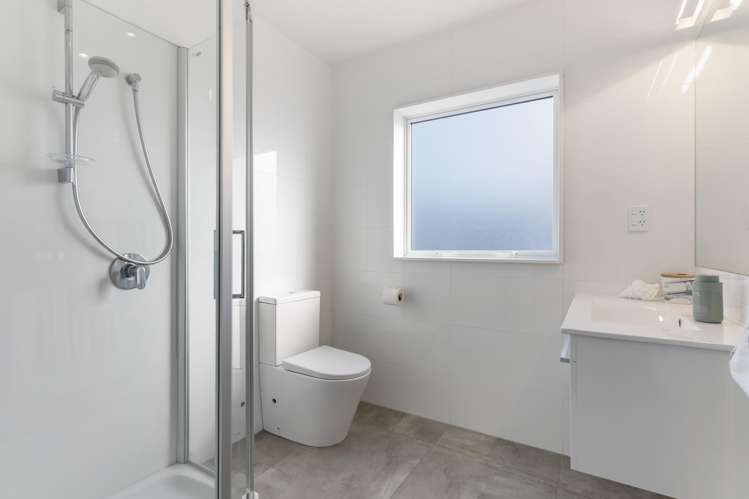 9/2 Tarras Road Kumeu_8