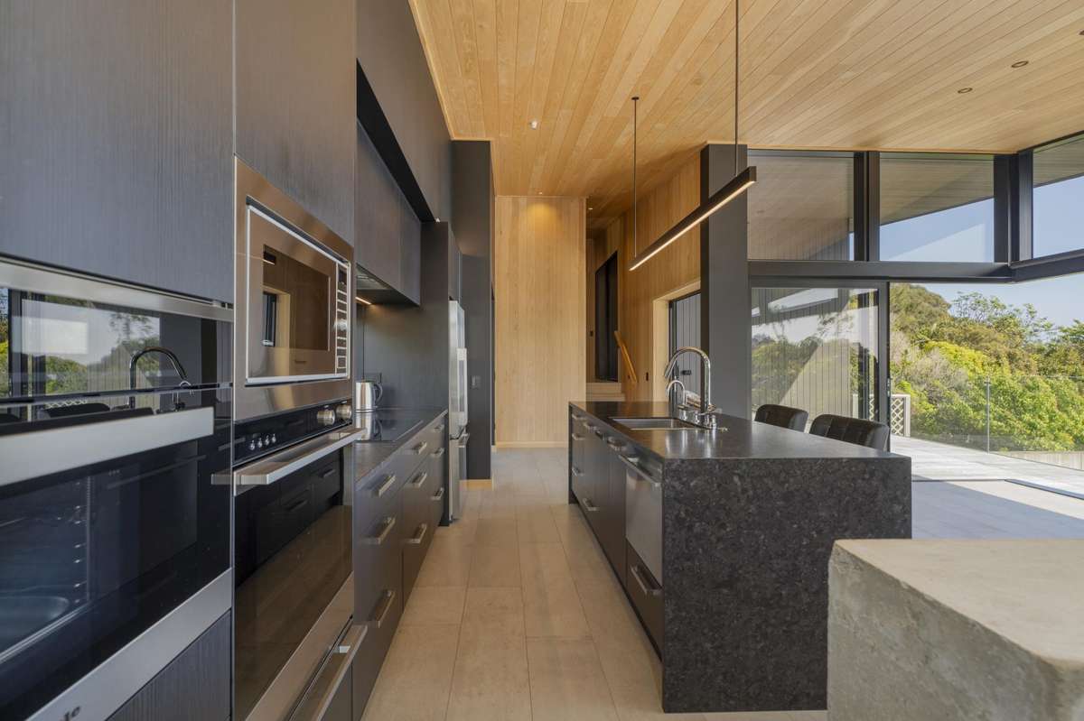 90 Harbour View Road_1