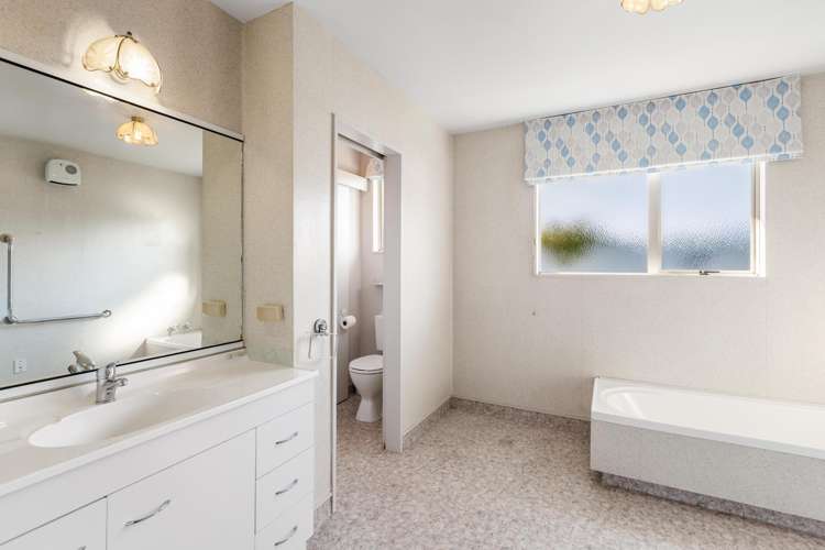 1 Karina Crescent Redwoodtown_19