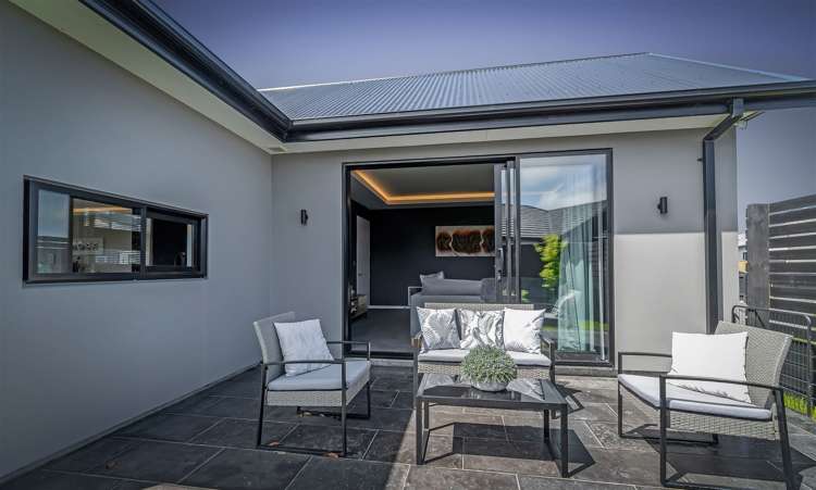 10 Snow Cup Close Lincoln_29