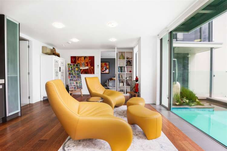 169 Lake Crescent Hamilton Lake_22