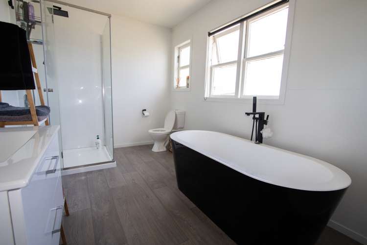 174 Hauraki Road Orongo_13