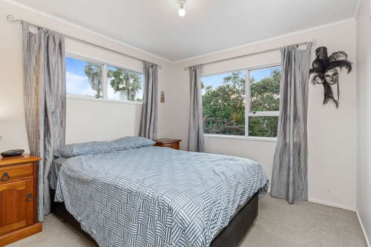 14 Gilshennan Valley Red Beach_11