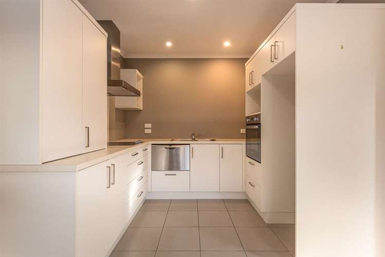 27 Bayliss Close Northwood_5