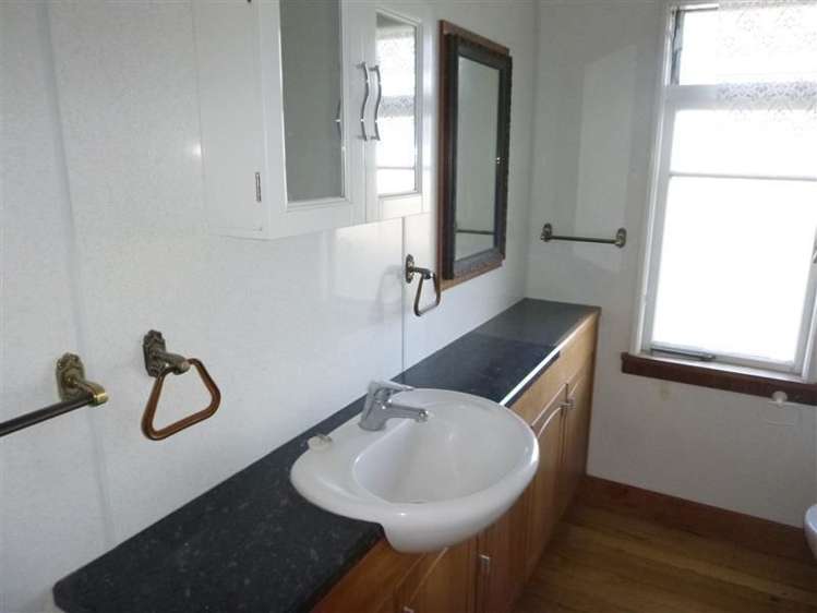 3 Cook Street Waipukurau and Surrounds_4