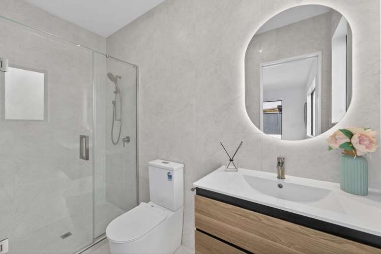 55B and 55C Tawa Road One Tree Hill_14