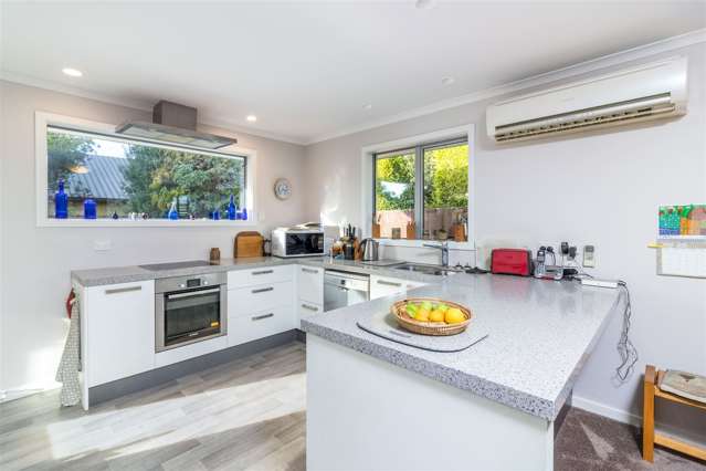 14 Hillcrest Place Avonhead_4