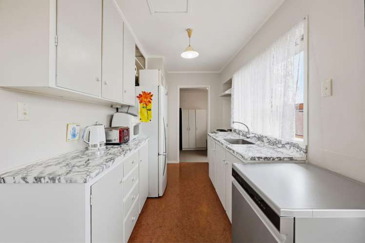 2/23 Butley Drive Farm Cove_10