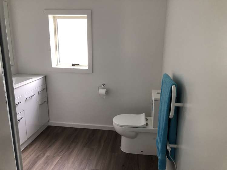 10 Mona Square Ashburton_13