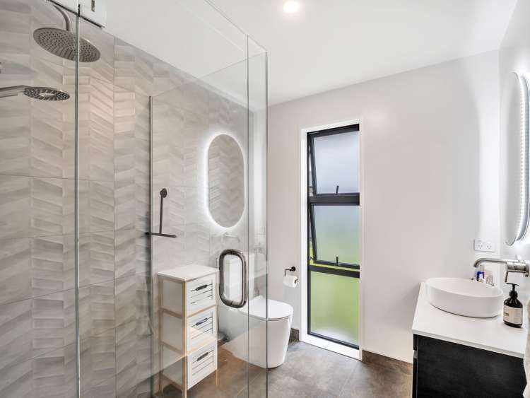 13 Stackwood Avenue Ravenswood_15