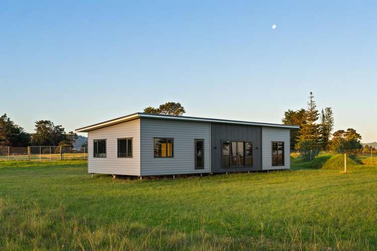 Lot #2/ECT/16 Commerce Place Awapuni_22
