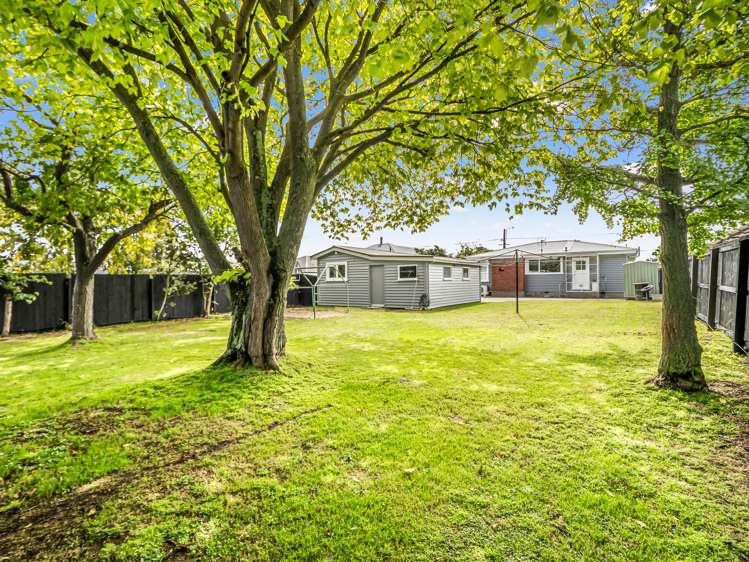 412 Breezes Road Aranui_20
