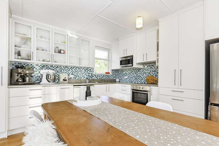 26 Palmerston Road Havelock North_3