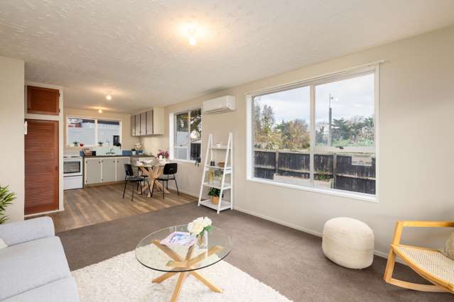 2/72C Cuffs Road Wainoni_4