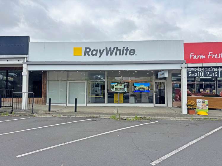 Unit B/358 Beach Road Mairangi Bay_8