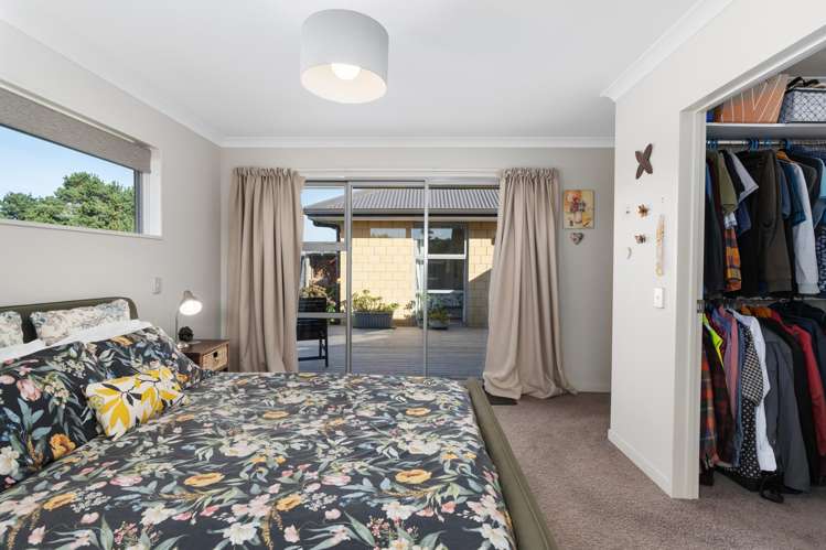 37 Highgrove Saint Clair_19