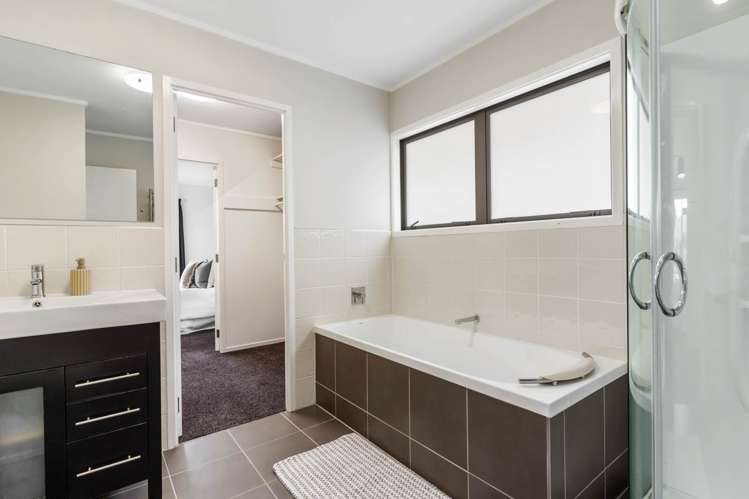 1/11 Louise Place Browns Bay_8