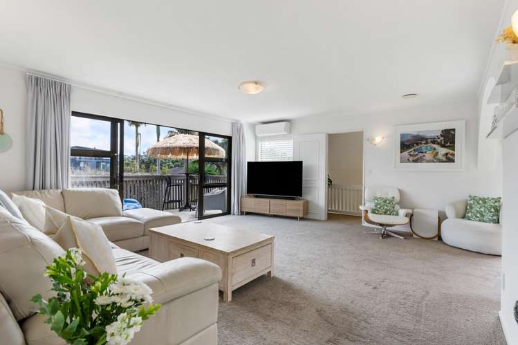 2/3 Whitby Crescent Mairangi Bay_5