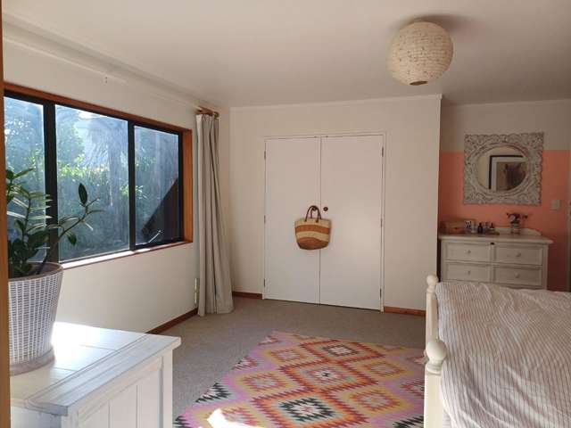 11B Norrie Avenue 11335_1