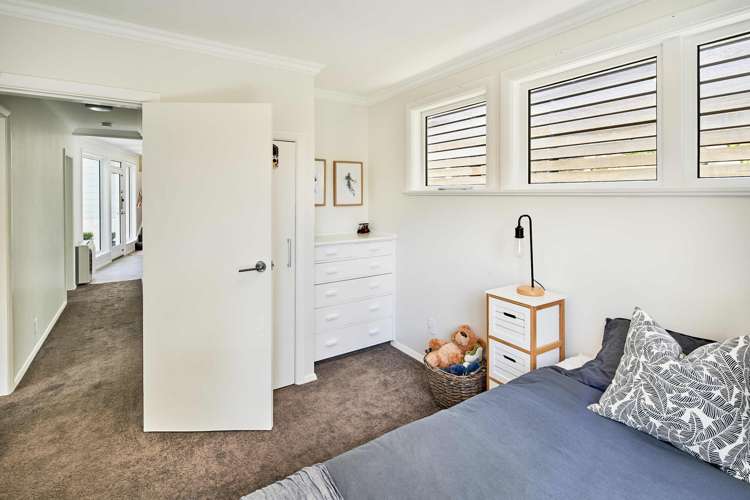 2 Huia Road Days Bay_14