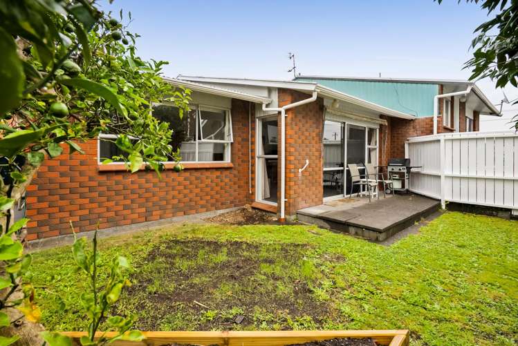 3b Bideford Street Brooklands_17