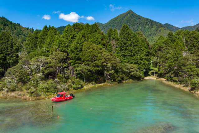 1 Nydia Bay Pelorus Sound_4