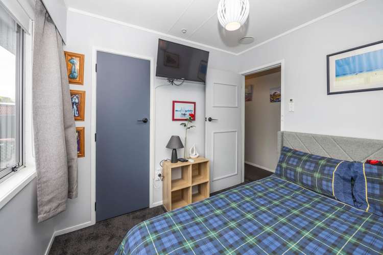 56 Karen Crescent Dinsdale_15