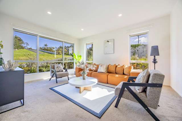 2 Myra G Place Stanmore Bay_1
