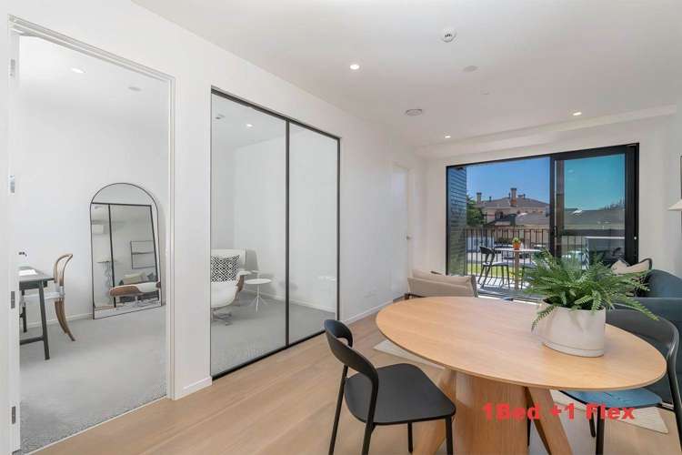 2A Te Ara Taurapa Pt Chevalier_16