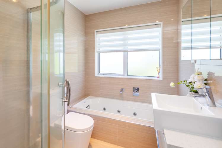 152a Weatherly Road Torbay_8