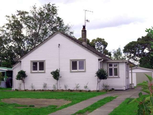 8 Holyrood Terrace Waipukurau and Surrounds_1