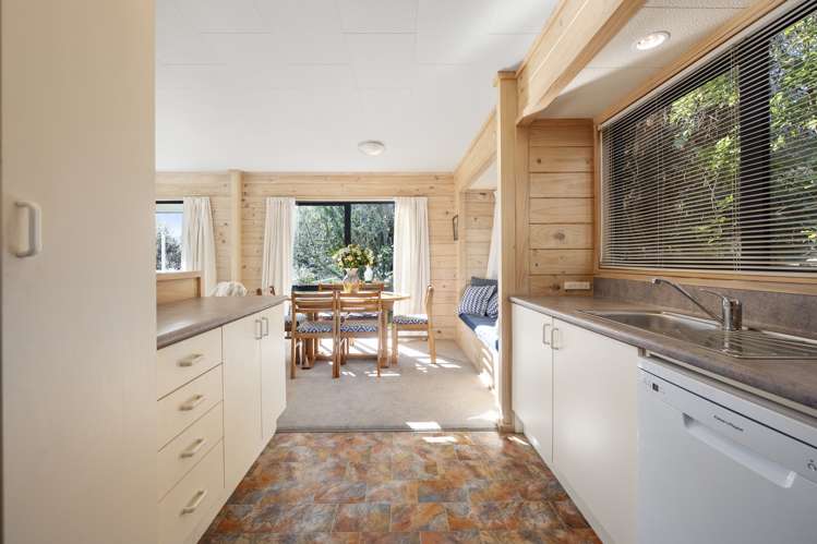 2/58 Kinloch Road Kinloch_4