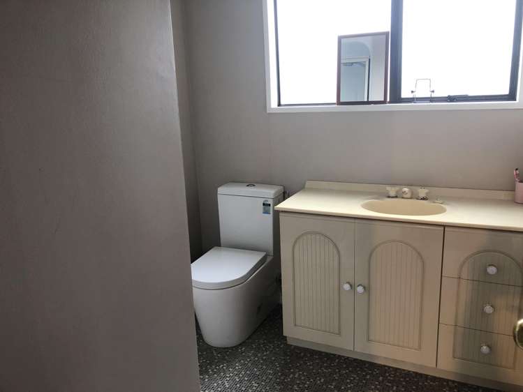 3 Roydon Drive Templeton_13